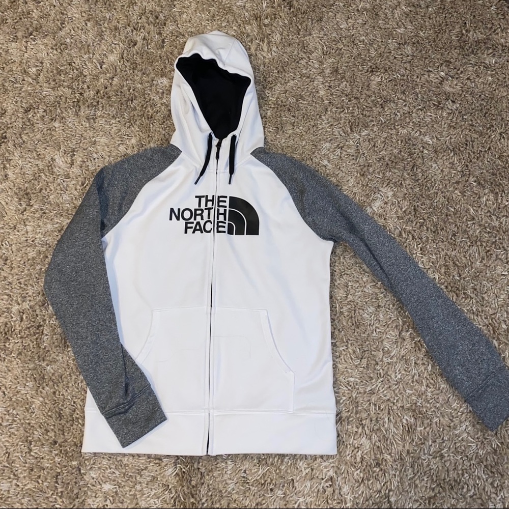 The North Face Women’s Zip Up Hoodie Size M